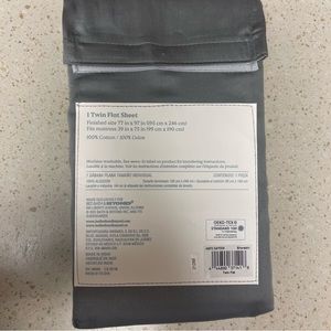 NWT Nestwell Silky & Smooth Cotton Sateen Twin Flat Sheet 400 Thread Count